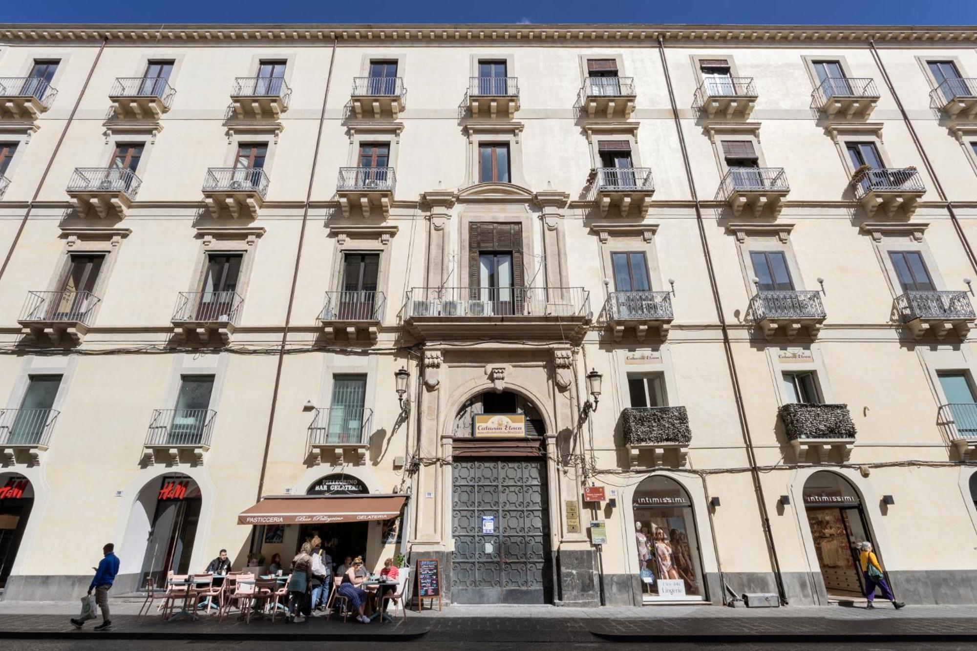Palazzo Costarelli - Bed And Breakfast Katanya Dış mekan fotoğraf